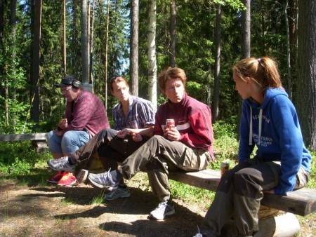 Tjejskytte den 14 juni.
